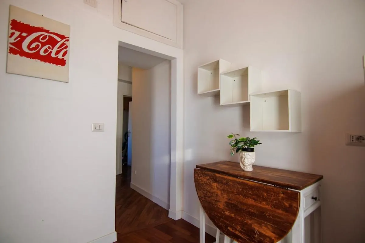 Trastevere Sunset Apartment Rome Italy